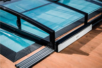 MOOVER solar-powered electric motor for pool covers