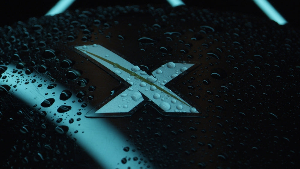 Pool Robot XWarrior InverX X60 AI wireless wall and base