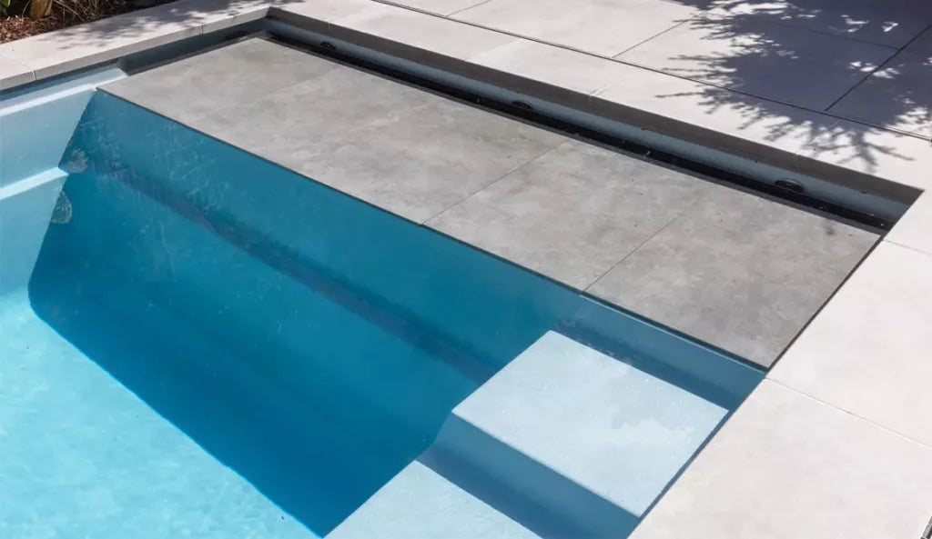 Leisurepools Linear High Waterline 3.3×6-11m, 1.5m deep
