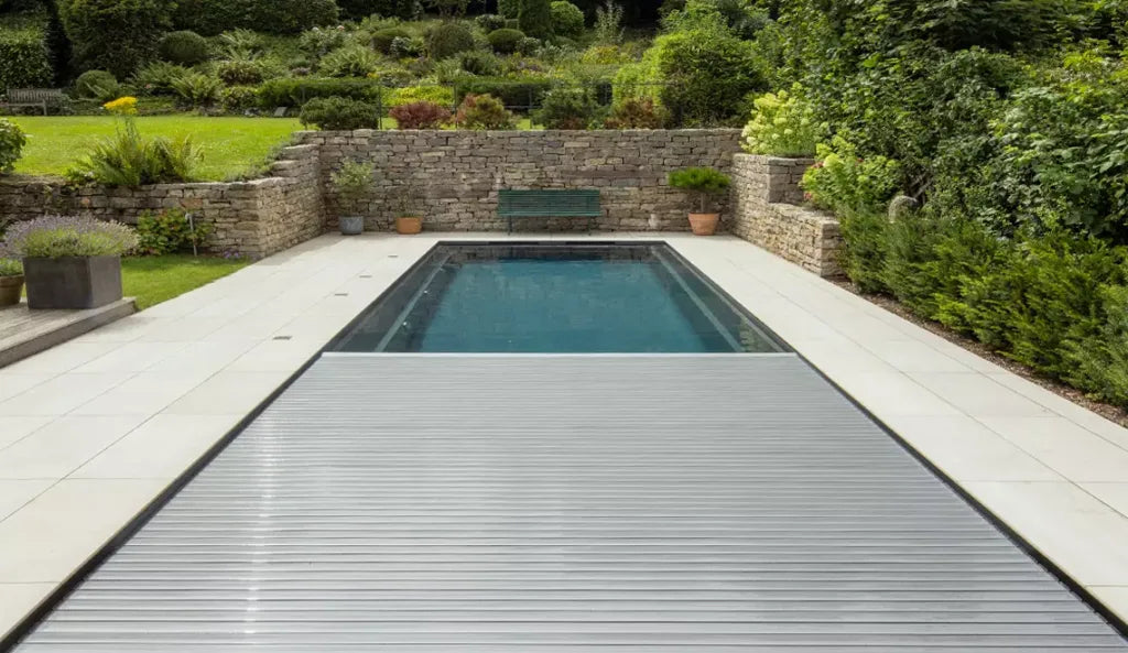 Leisurepools Linear High Waterline 3.3×6-11m, 1.5m deep