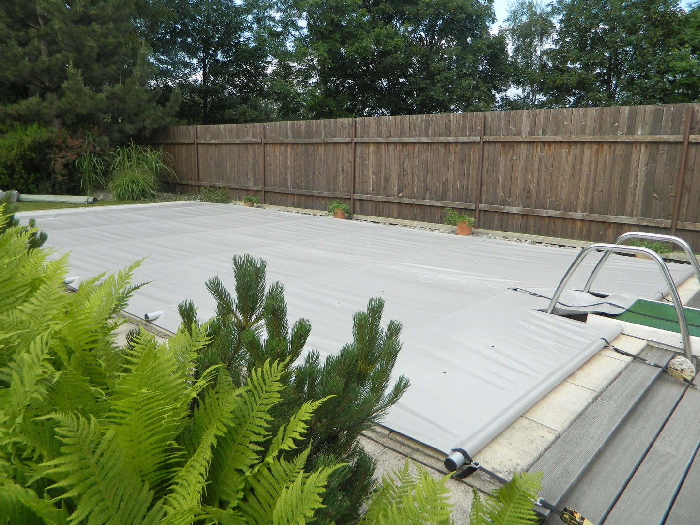 Pool cover with rolling top for 4×8 POOL incl. remote control