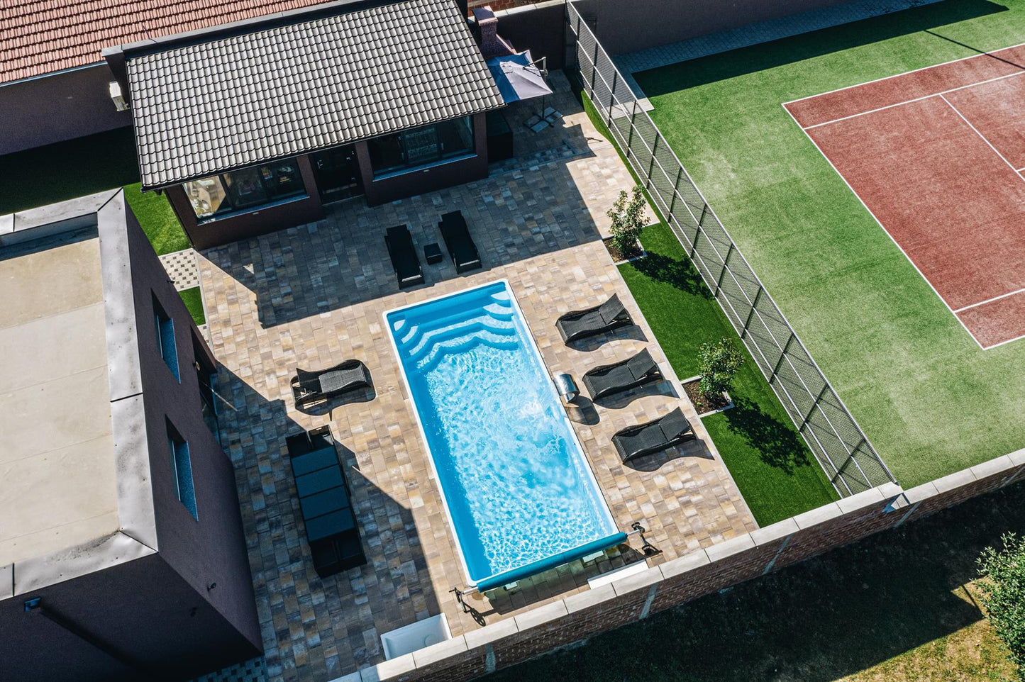 Glasfiberpool Aruba Plus 8.00m x 3.70m x 1.50m