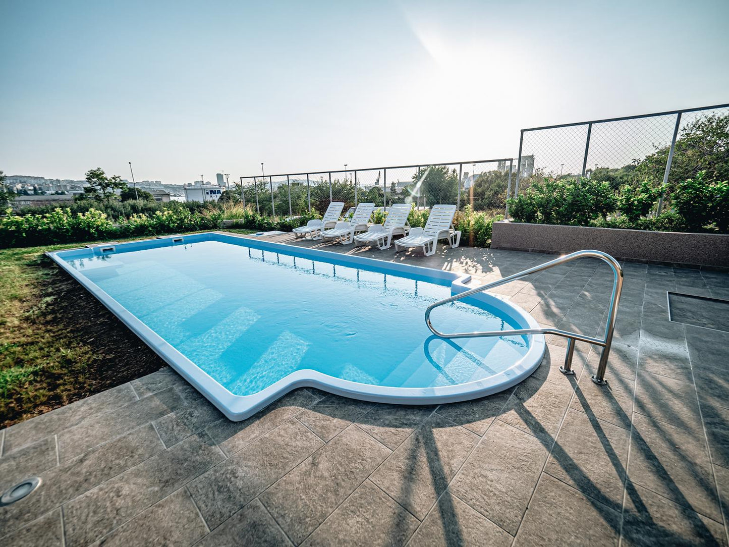 Fiberglass pool Barbados 9.40m x 3.70m x 1.50m