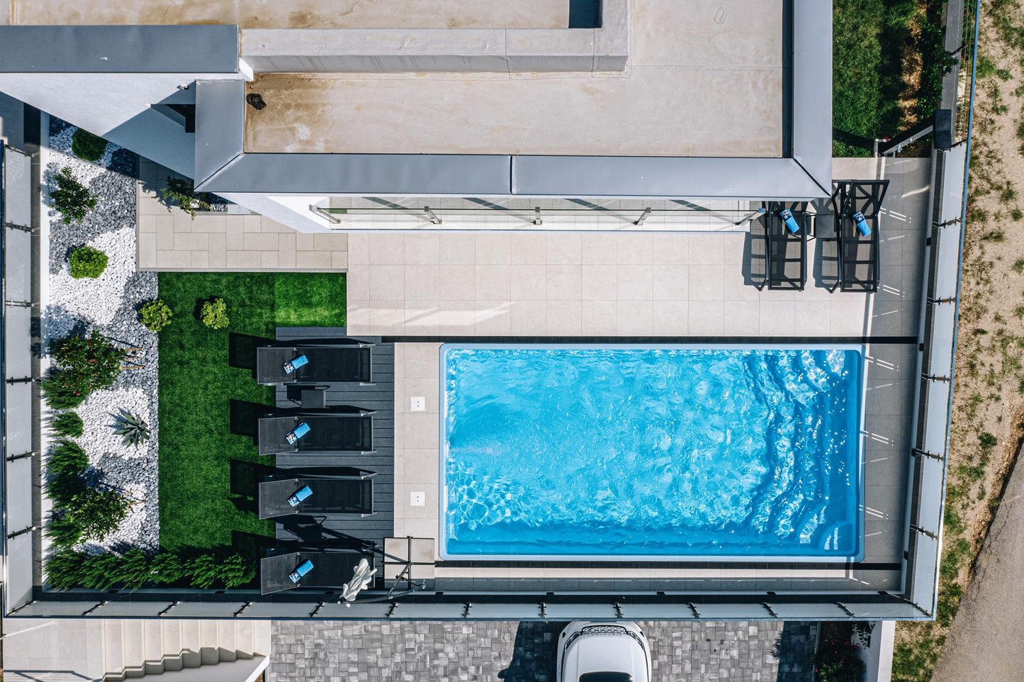 Glasfiberpool Aruba 700 7.20m x 3.70m x 1.50m