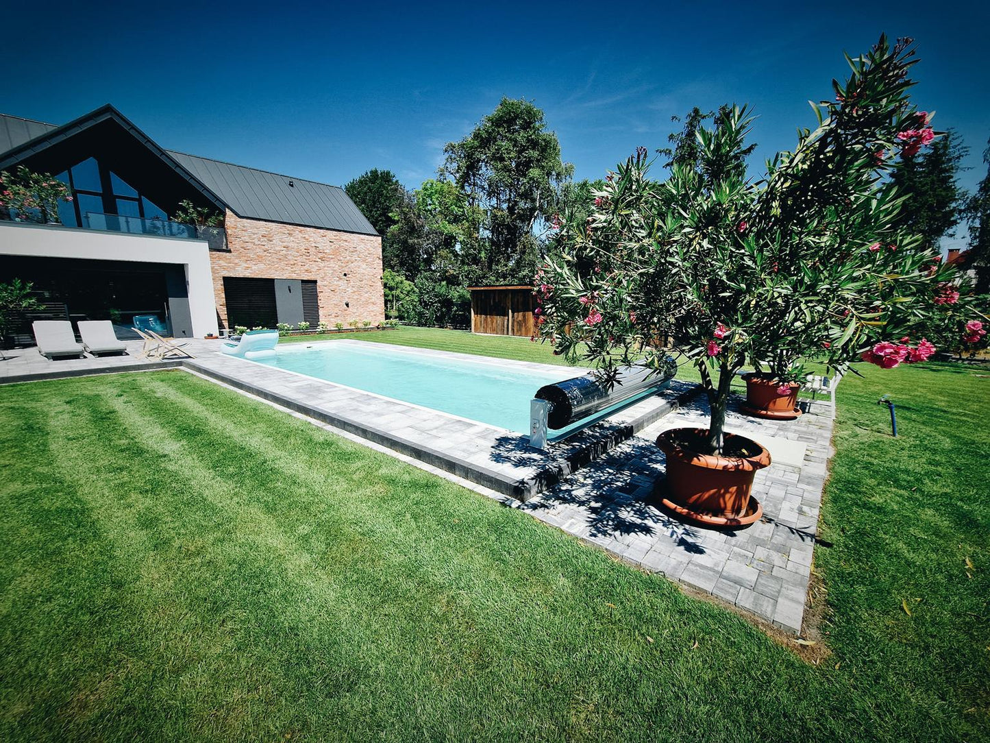 Glasfiberpool Jamaica 11.25m x 3.75m x 1.50m