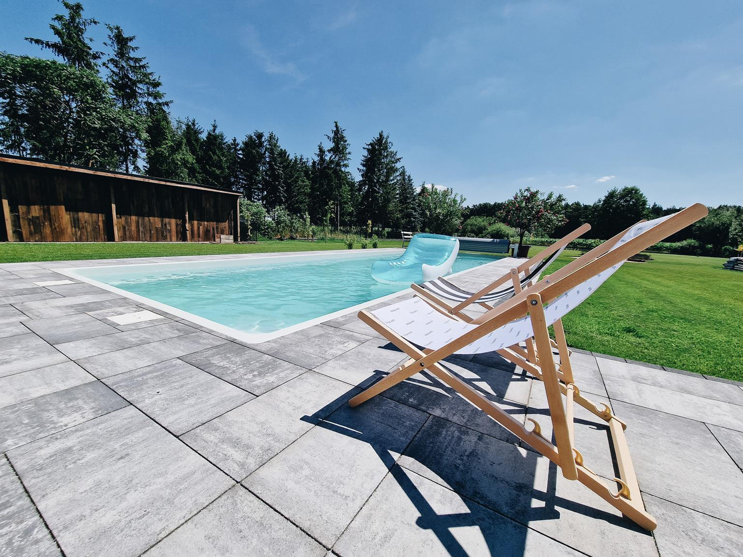 Glasfiberpool Jamaica 11.25m x 3.75m x 1.50m